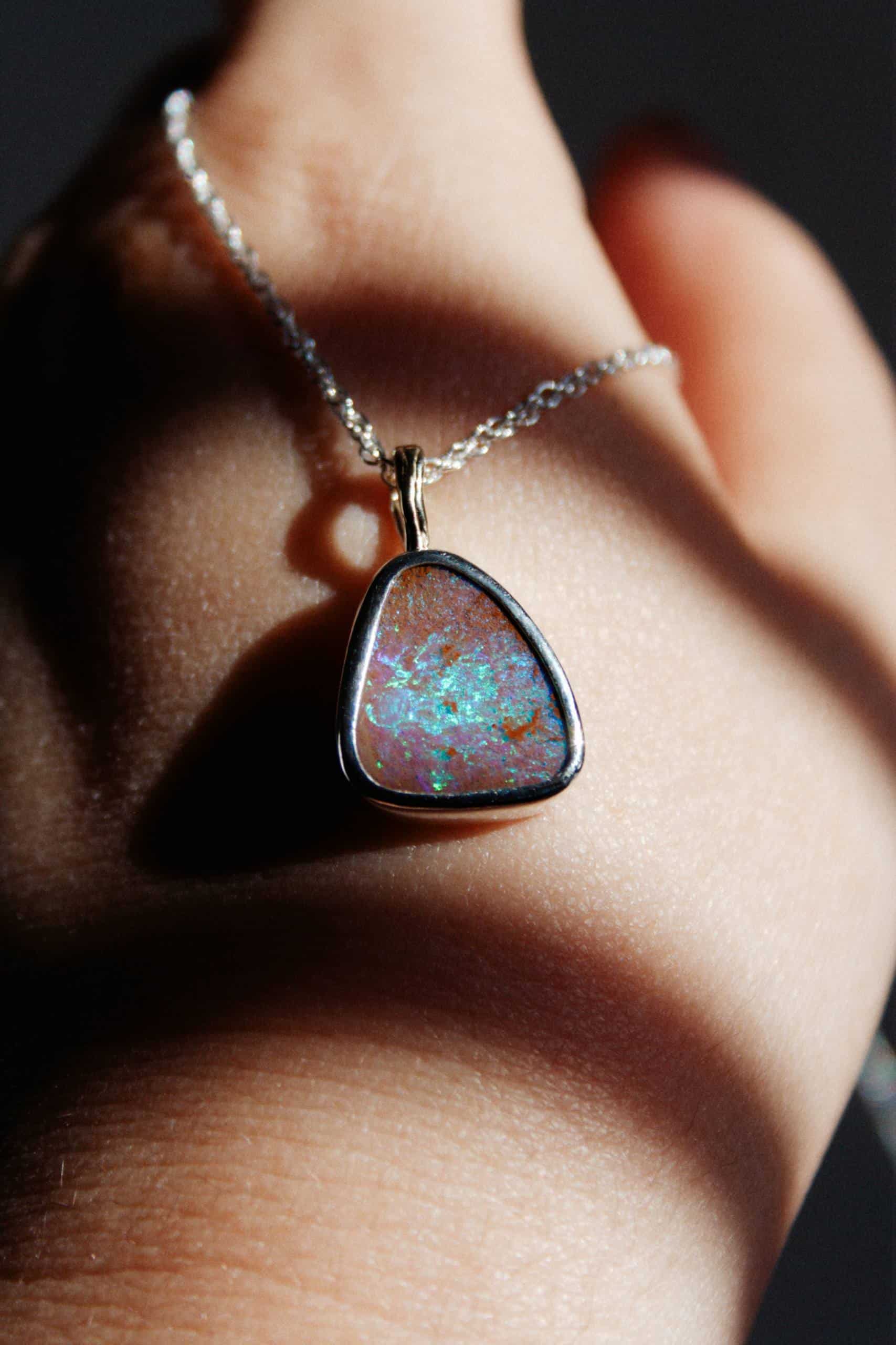 Colgante Ópalo boulder