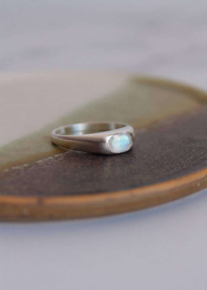 Anillo Plata y piedra luna