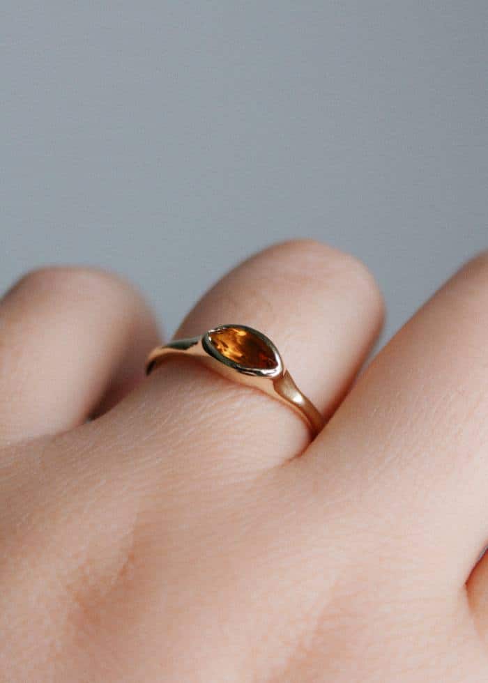 Anillo Citrino dorado