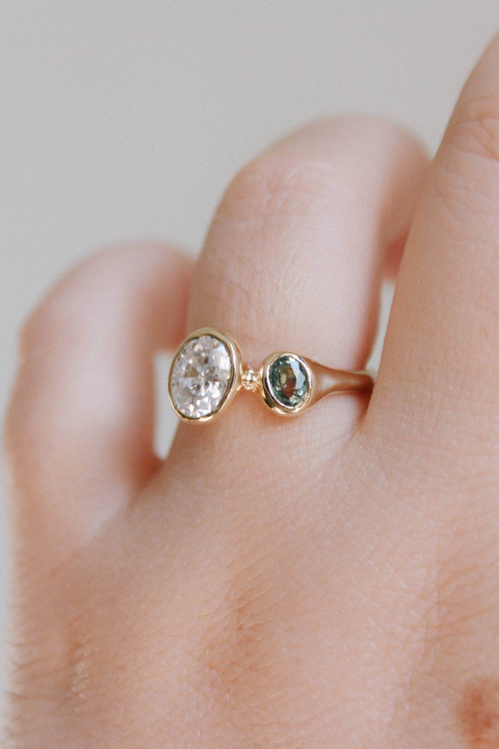 Anillo Moissanita y zafiro (talla 14-16)